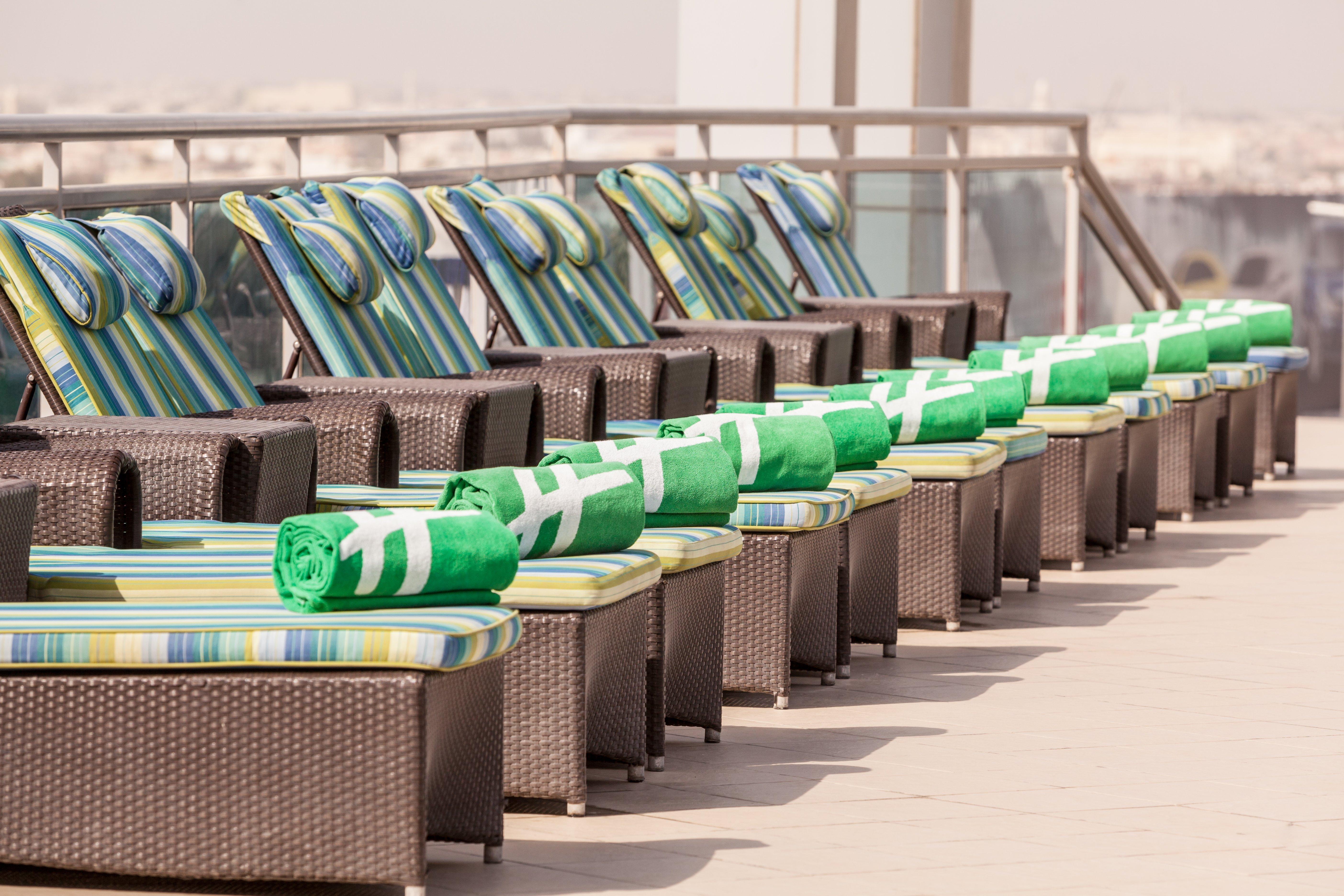 Holiday Inn Dubai Al Barsha By Ihg Exterior foto